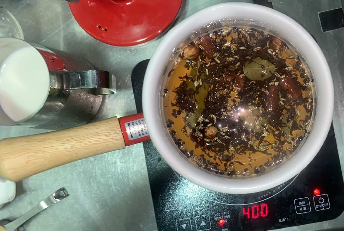 加入茶葉