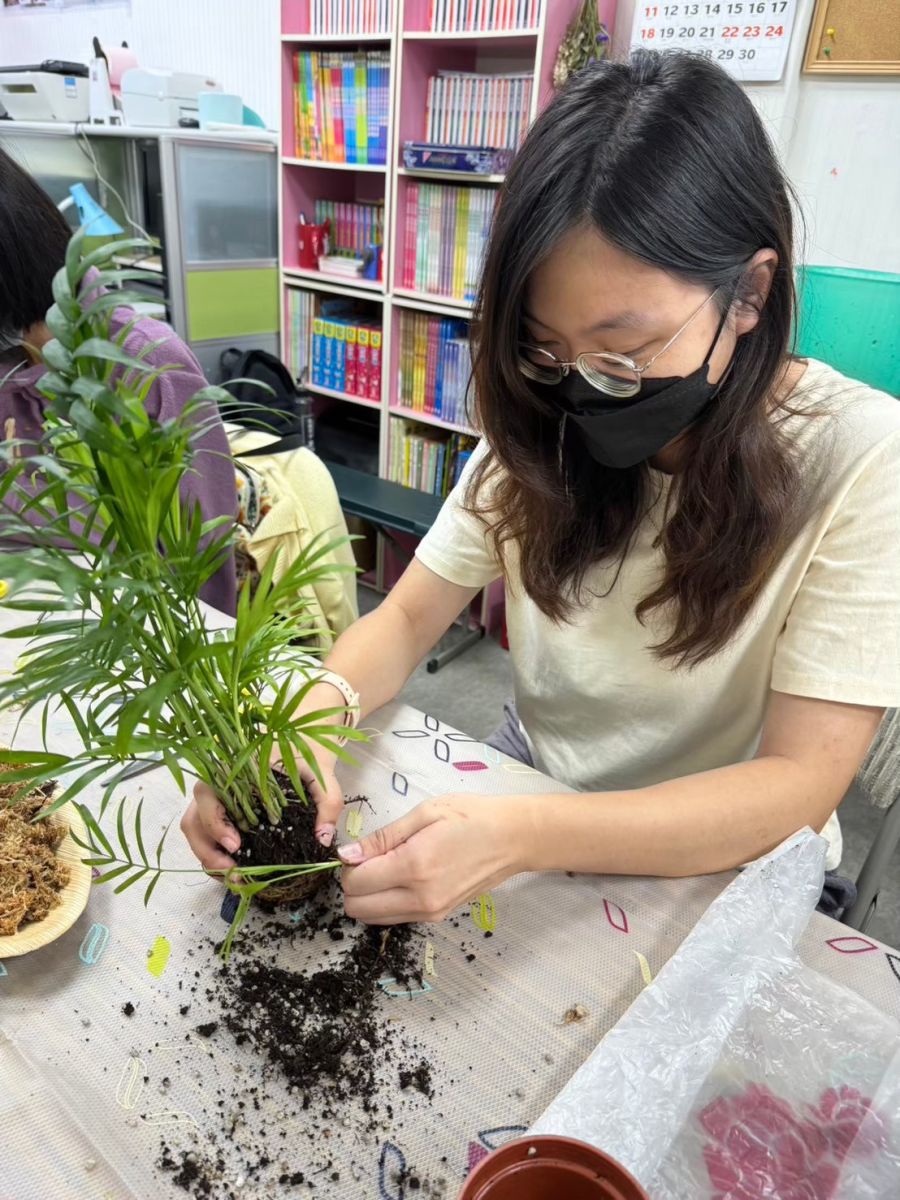 瀞文不僅精心規劃身障活動，自己更是熱情投入其中。