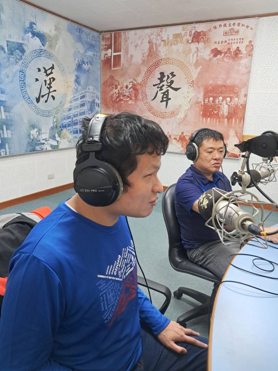 陳傑閔曾一天採訪三組來賓的紀錄，主持功力令人刮目相看。